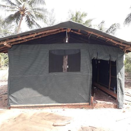 Hotel Anaariya Beach Front Gokarna Gokarna  Exterior foto